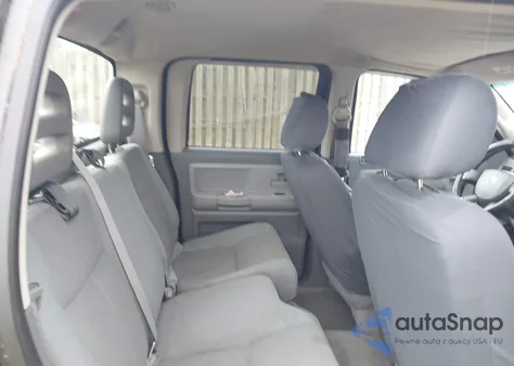 2005 Dodge Dakota Slt z USA, uszkodzony, nr VIN 1D7HW48KX5S161357